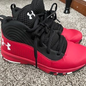 Under Armour Boys Basketball Shoes